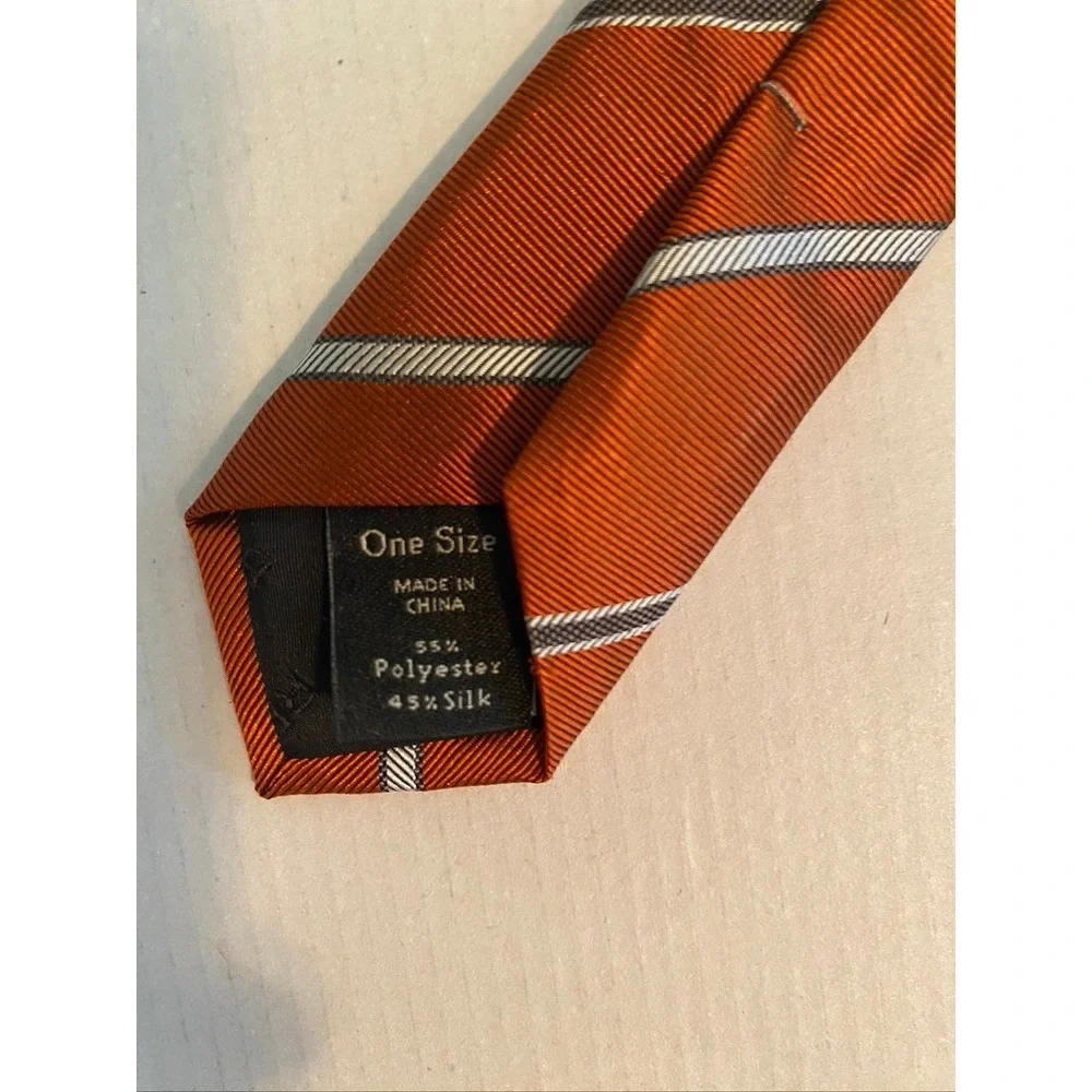 Banana Republic Men Silk Blend Striped Necktie Orange Navy White Diagonal Stripe